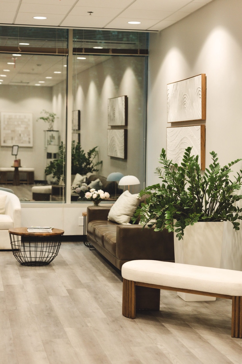 The waiting lounge at Palma Aesthetics, Alpharetta